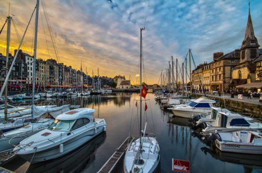 bateaux honfleur port hotel le cheval blanc